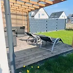 Sofia House - Garten & Terrasse *